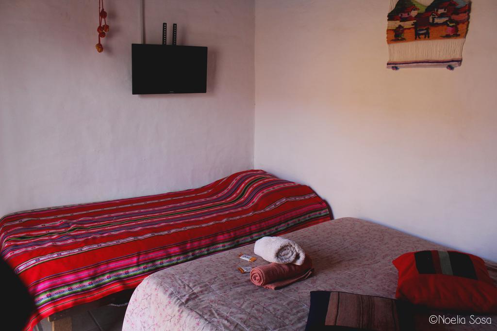 Tierra Andina Hostel Tilcara Bagian luar foto